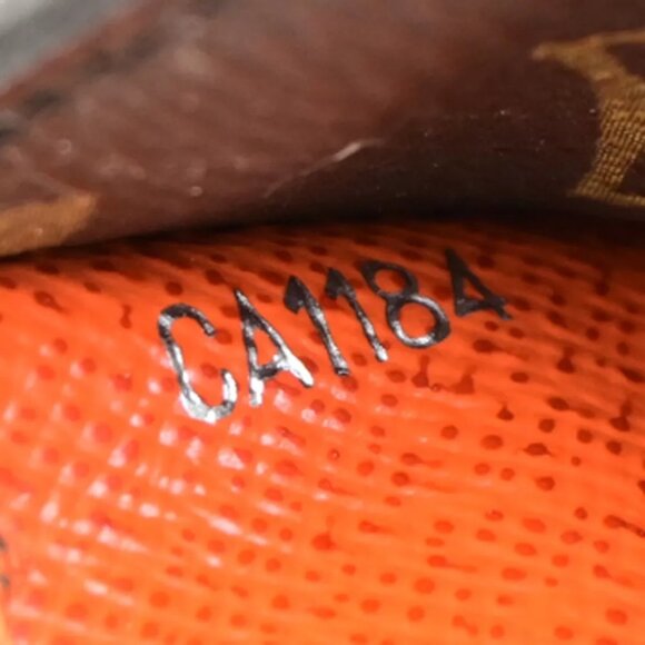 LOUIS VUITTON Marie Compact Trifold Wallet Monogram Leather BN OE - Picture 13 of 14